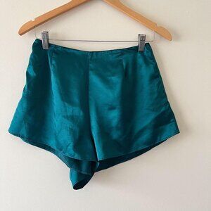 Victoria’s Secret Green High Waisted Satin Pajama Shorts Size Medium